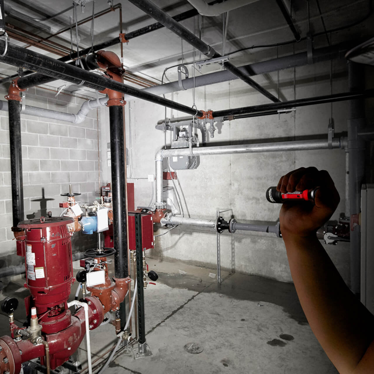 Milwaukee Focusing Flashlight