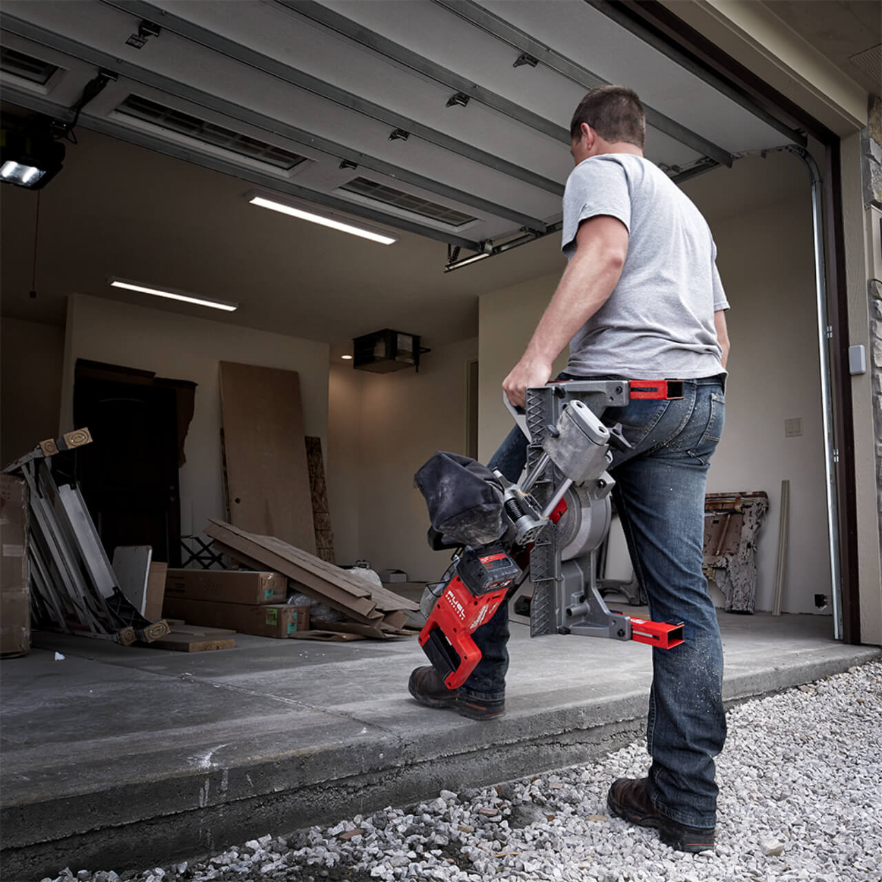 Milwaukee M18 Fuel Cordless 184mm (7-1/4”) Dual Bevel Sliding Compound Mitre Saw Skin Only