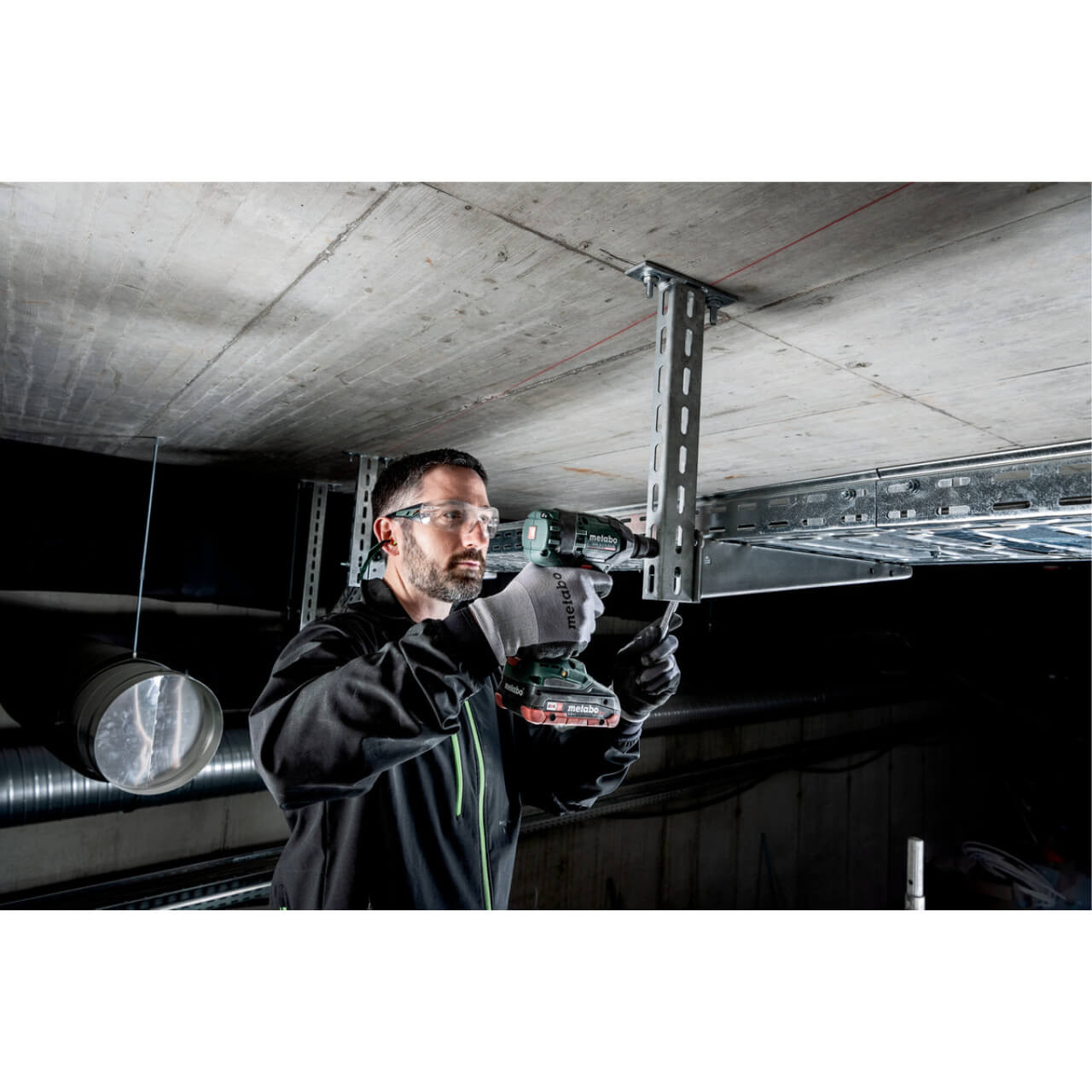 Metabo SSW 18 LTX 300 BL 18V Brushless Impact Wrench Impact 1/2” - Skin Only