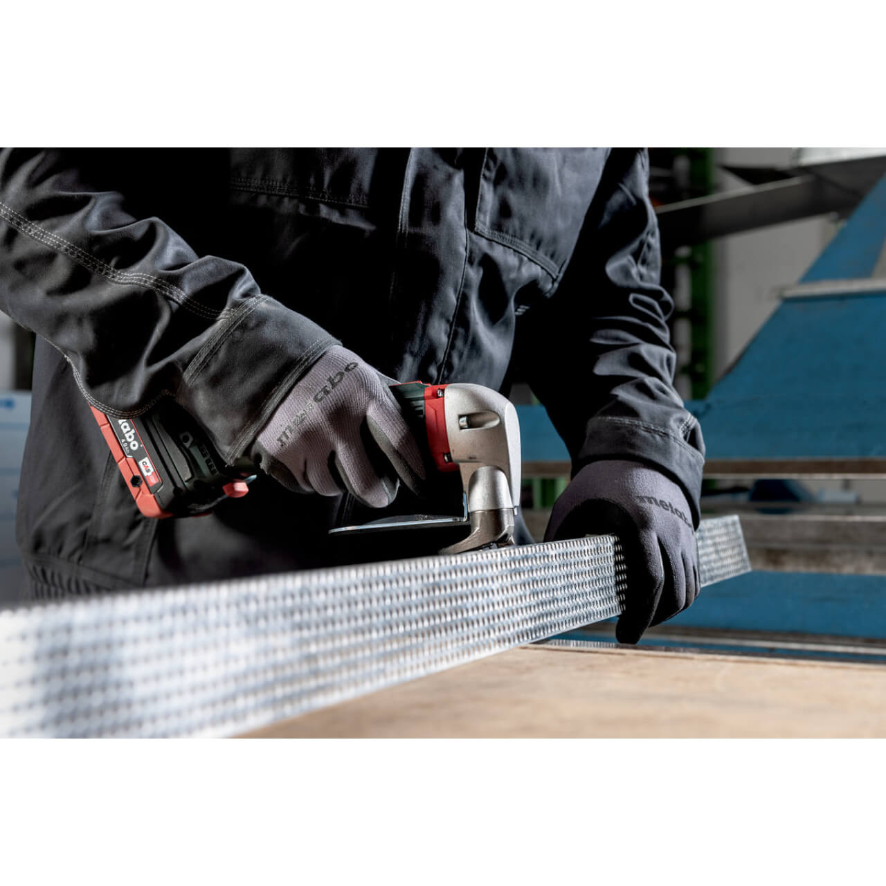 Metabo SCV 18 LTX BL 1.6 18V Brushless Metal Sheet Shears 1.6 mm - Skin Only