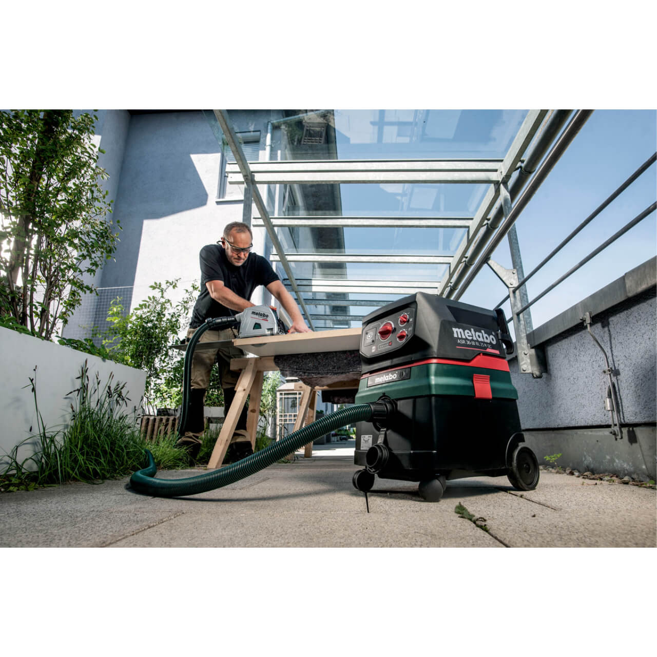 Metabo ASR 36-18 BL 25 M SC 18V x 2 (36V) Brushless Wet & Dry Vacuum M-Class 25L - Skin Only