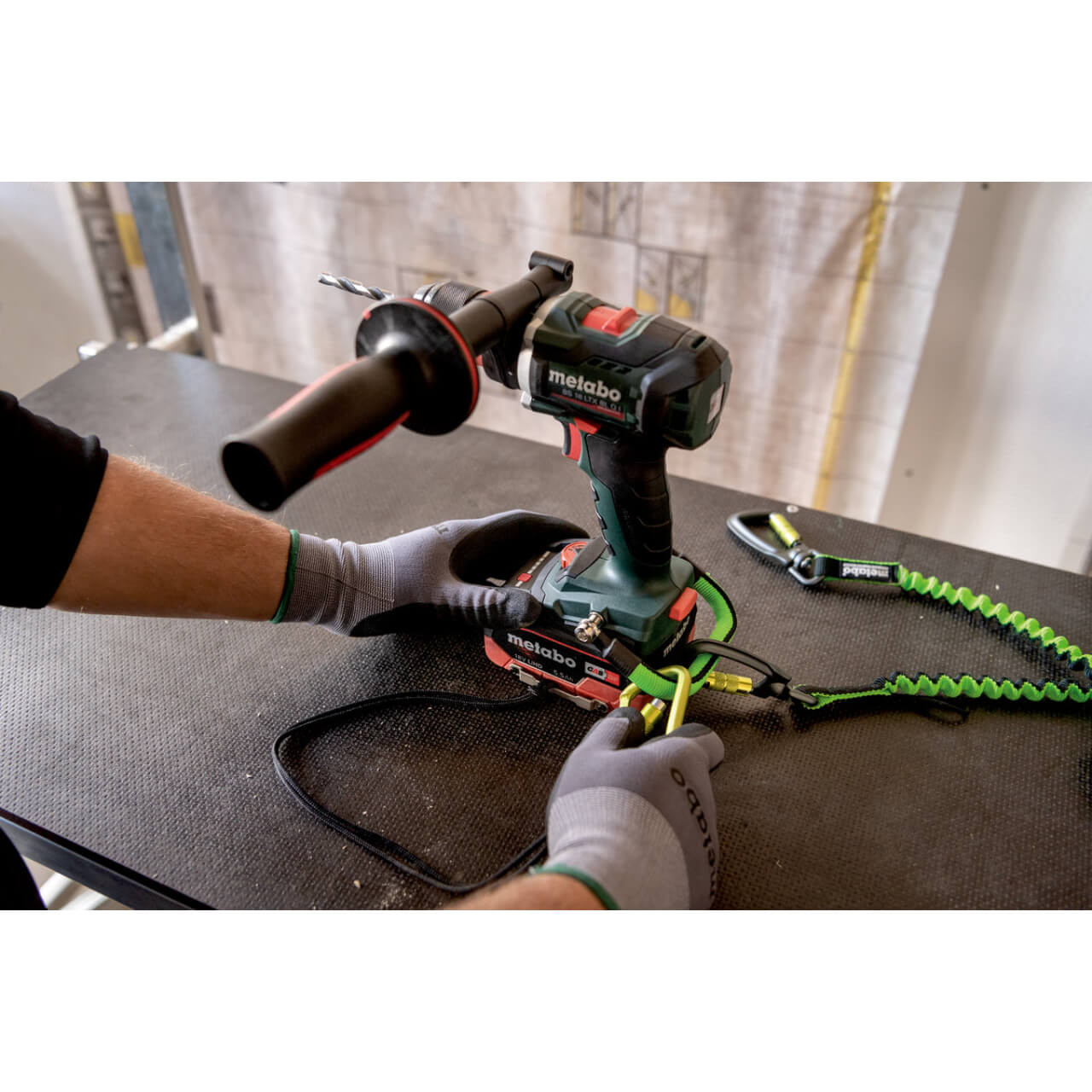 Metabo 5.5 LiHD DS 18V LiHD Battery Pack 5.5 Ah with Drop Secure