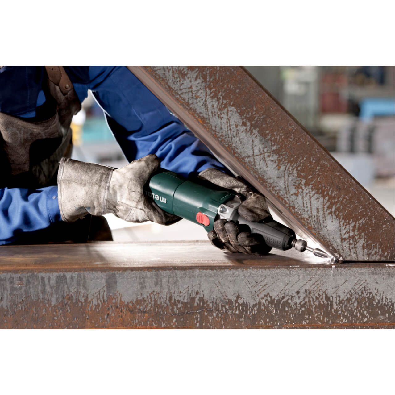 Metabo Flat-head Angle Grinder Ø125 mm, 900 W, Quick Locking Nut