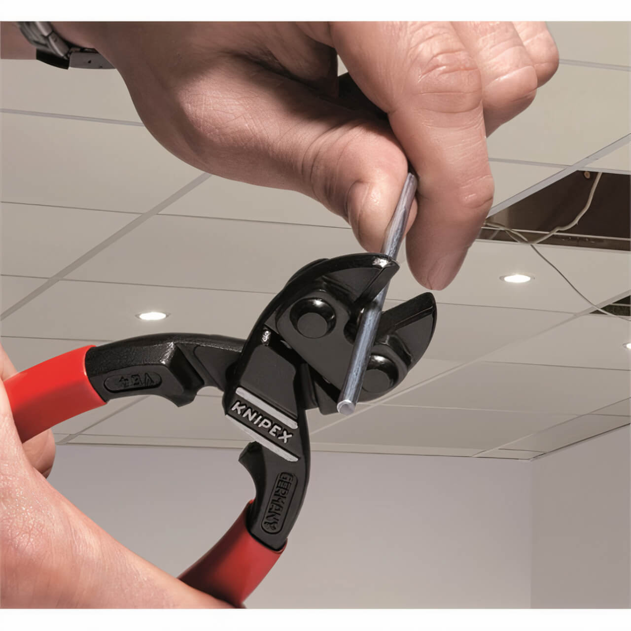 Knipex 200mm Cobolt Robust Bolt Cutter - ACL Industrial Technology