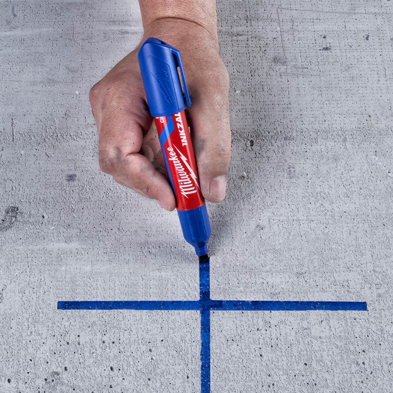 Milwaukee Inkzall Blue Large Chisel Tip Marker 12pk