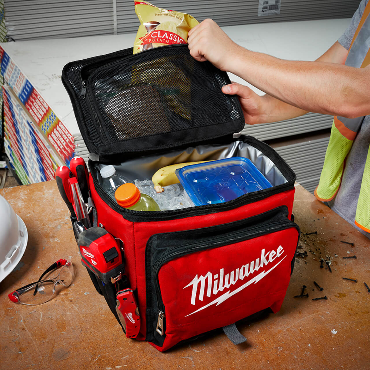 Milwaukee Jobsite Cooler