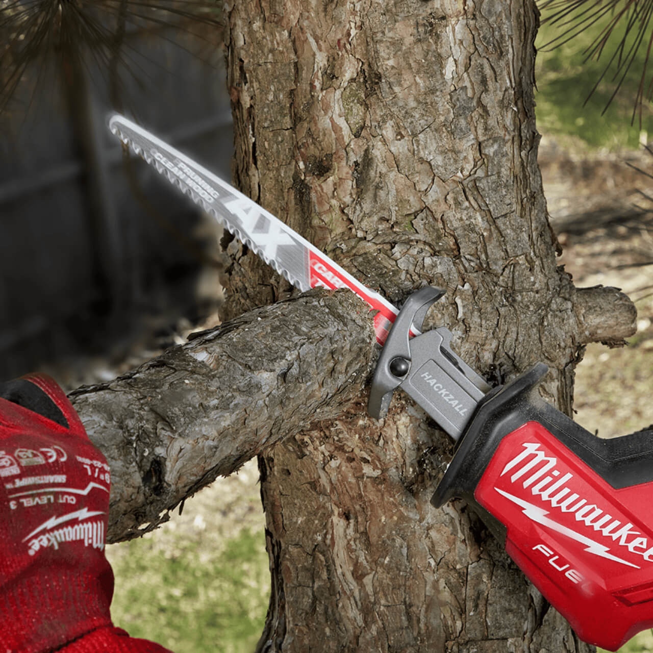 Milwaukee Sawzall 225mm The Ax With Carbide Teeth For Pruning & Clean Wood Reciprocating Saw Blade