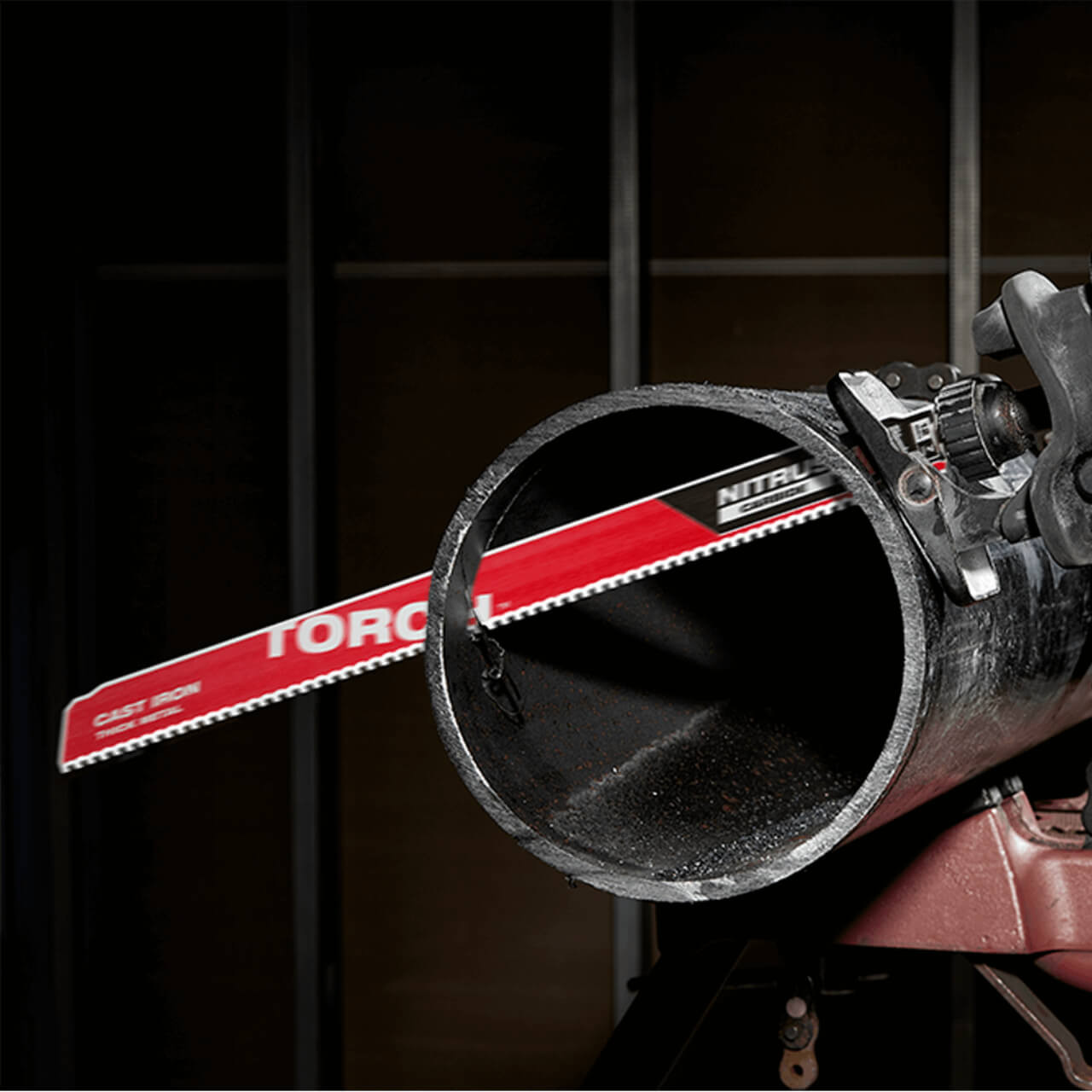 Milwaukee Sawzall 300mm 7tpi The Torch With Nitrus Carbide Reciprocating Saw Blade