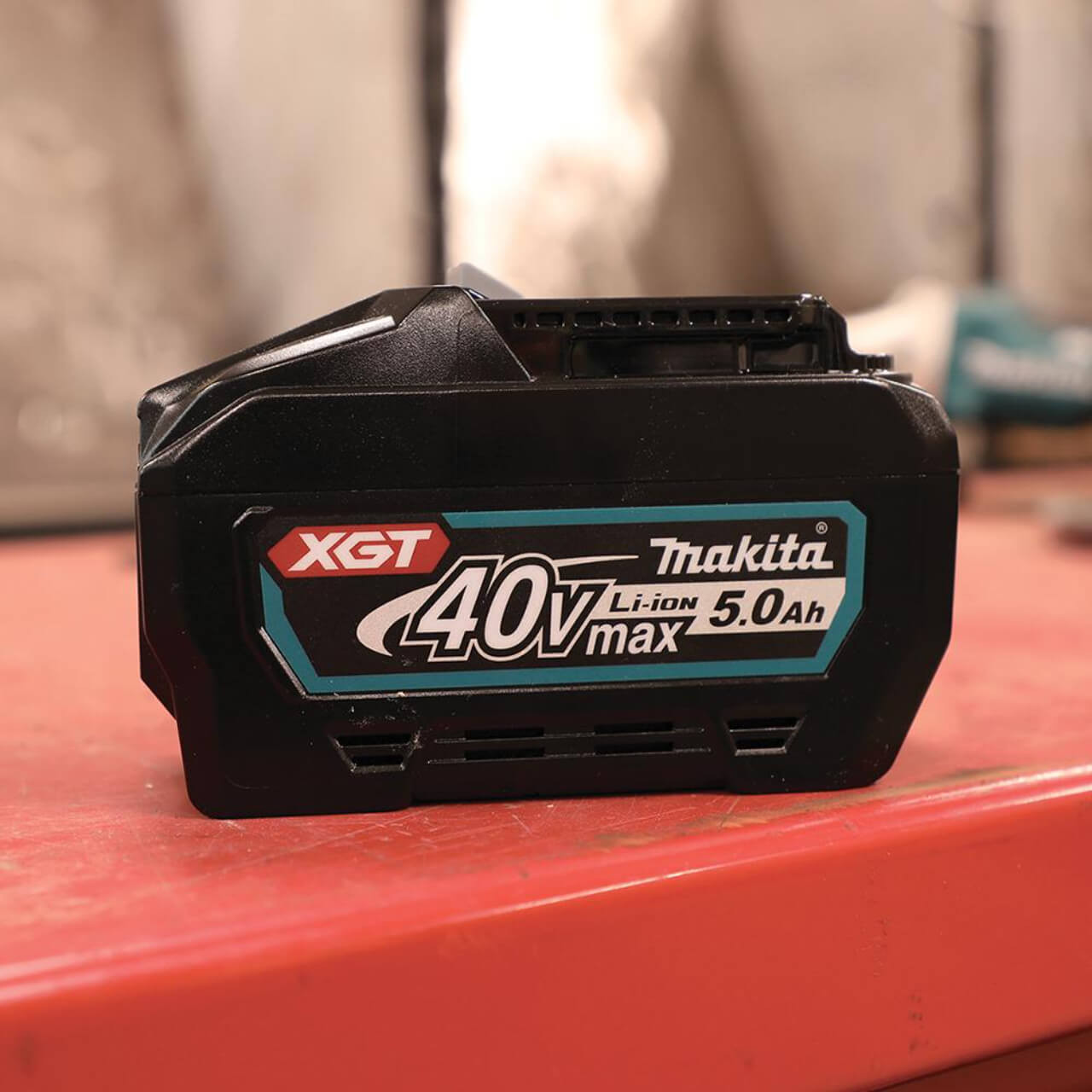 Makita (BL4050F) 40V Max 5.0Ah Battery Packaged
