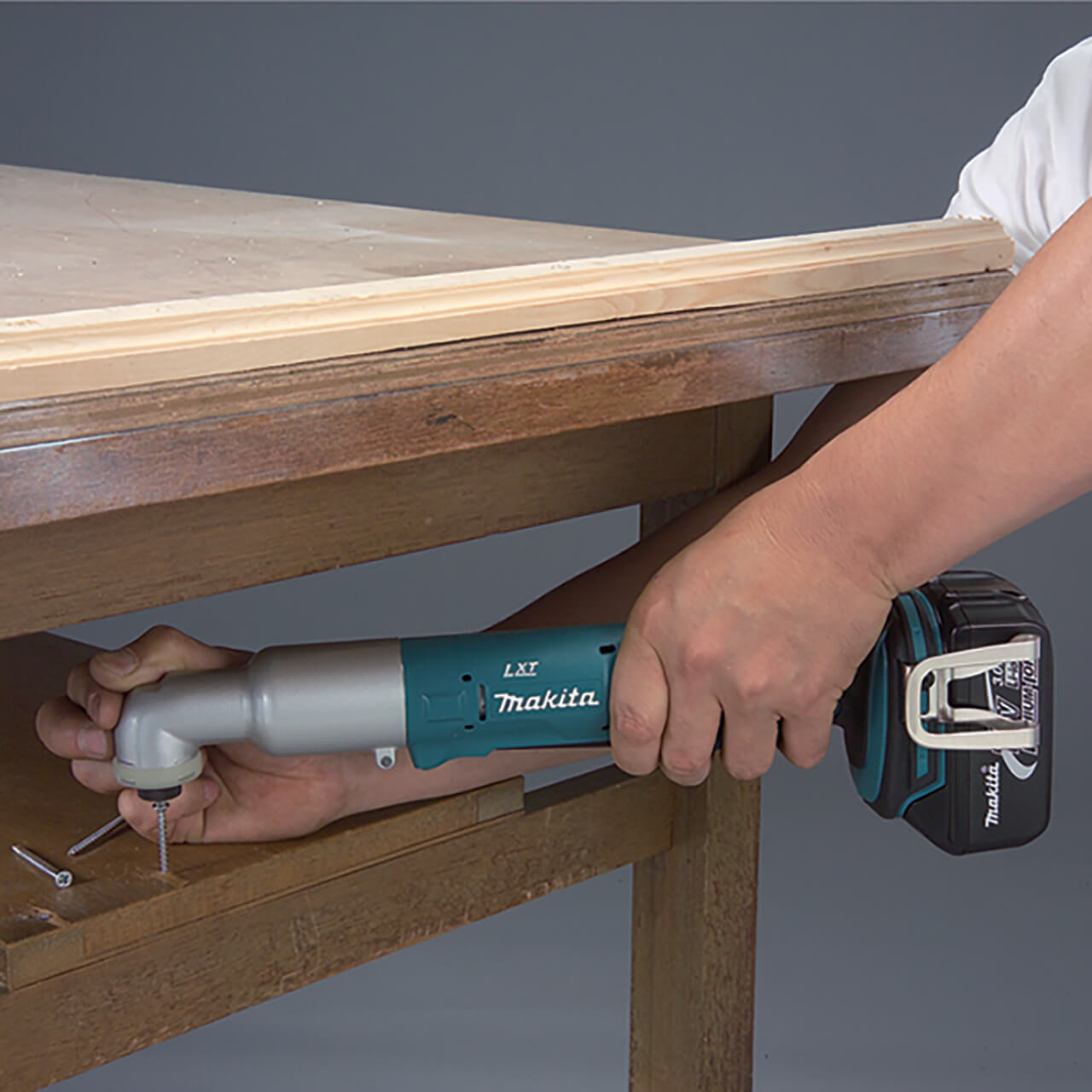 Makita 18V Angle Impact Driver - Tool Only