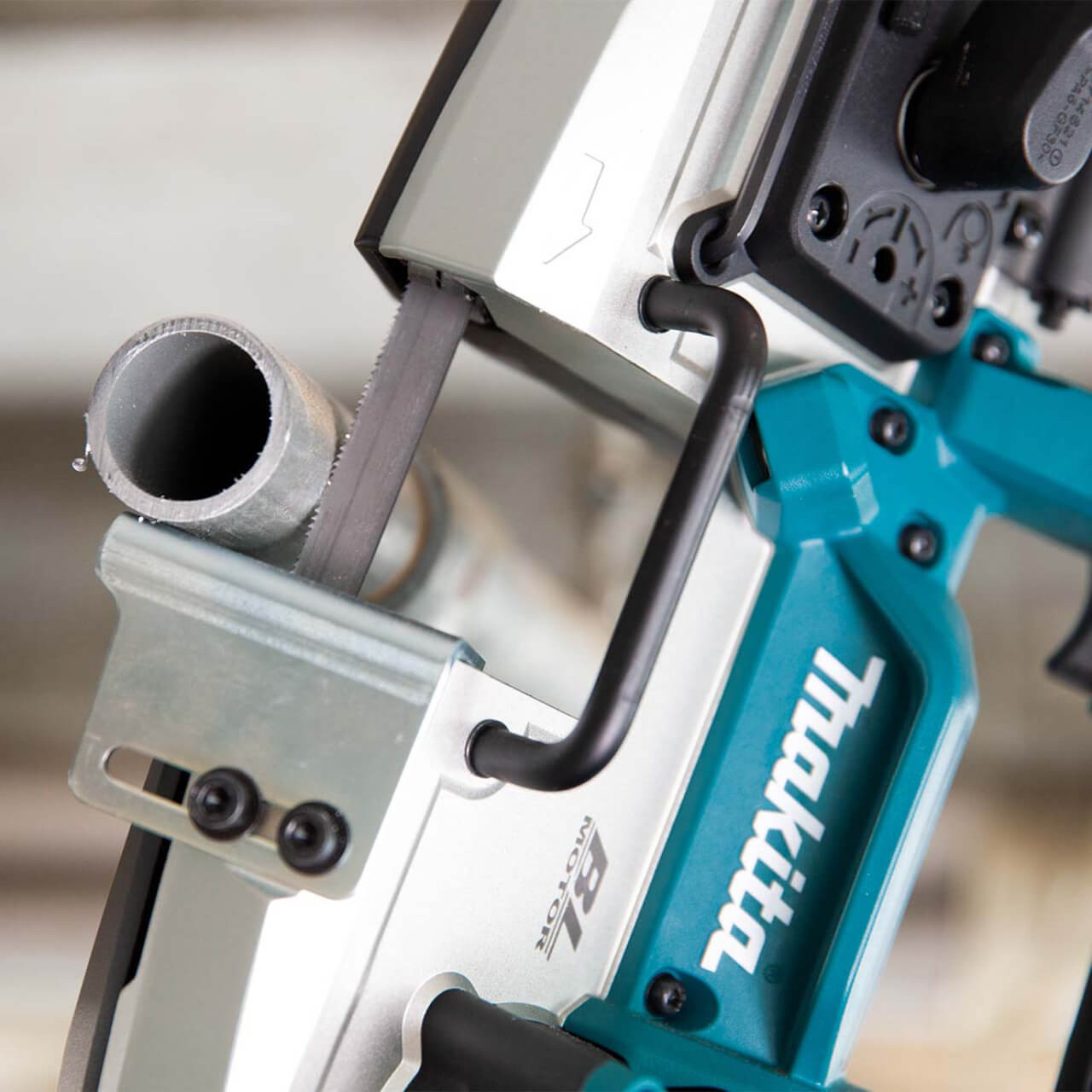 Makita 18V BRUSHLESS Compact 51mm Band Saw - Tool Only