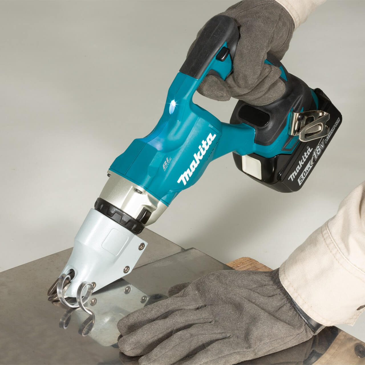 Makita 18V BRUSHLESS 2mm 14 Gauge Metal Shears - Tool Only