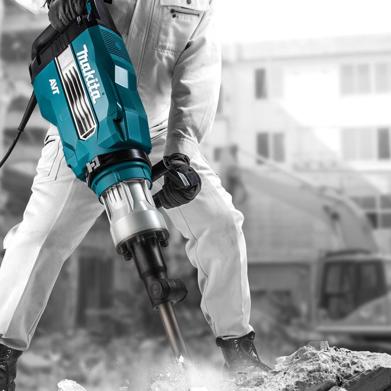 Makita Electric Breaker. 30mm Hex Shank. 1.850W. 19.2kg. with AVT