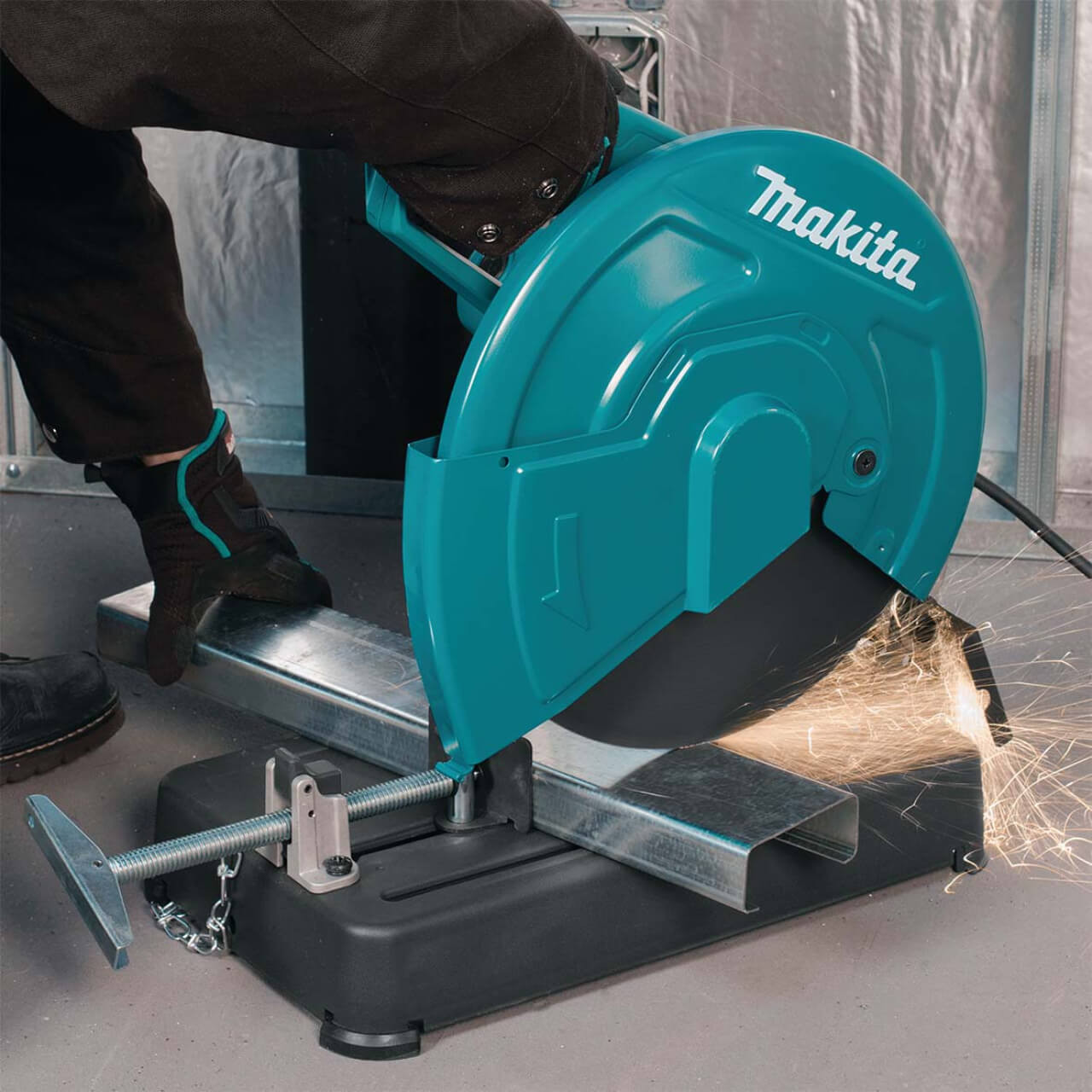 Makita 355mm (14”) Abrasive Cut-Off Saw. 2.200W