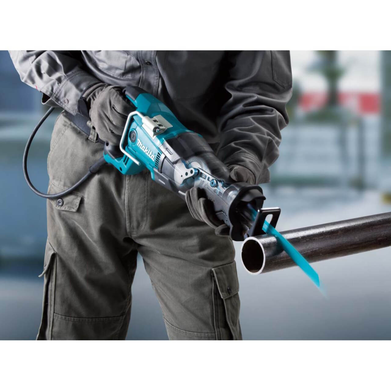 Makita Variable Speed Recipro Saw. 1.250W