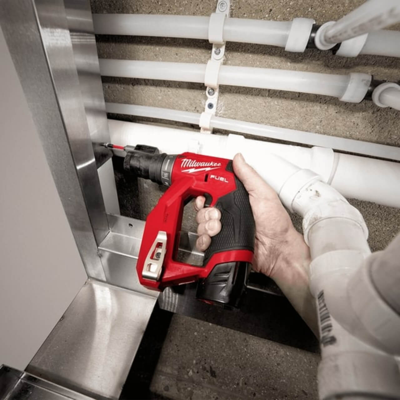 Milwaukee M12 FUEL Installation Drill/Driver Kit