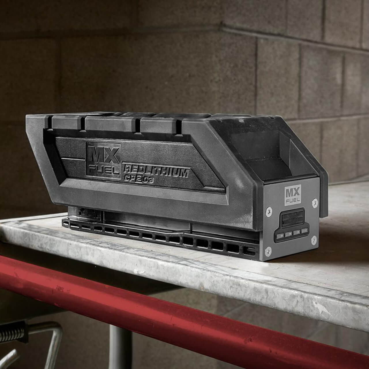 Milwaukee MX Fuel Redlithium CP203 3Ah Battery