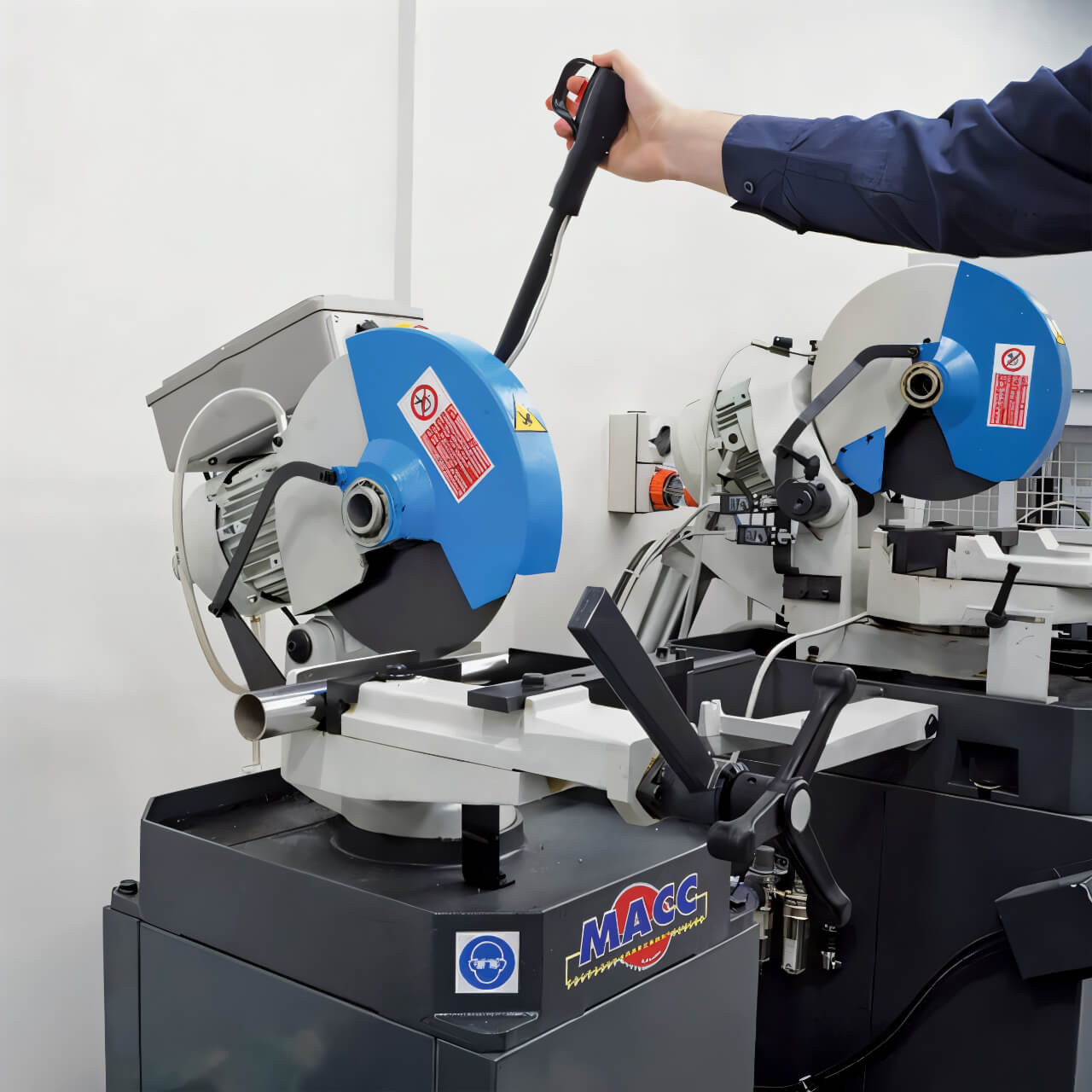 Macc 300mm 240V 1PH 40RPM Single Vice Coldsaw