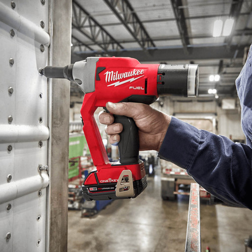 Milwaukee M18 Fuel Cordless 1/4 Rivet Tool With One-Key Skin Only