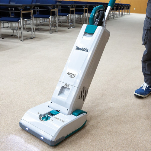 Makita 18Vx2 BRUSHLESS Upright Vacuum Kit - Includes 2 x 5.0Ah Batteries. Dual Port Rapid Charger