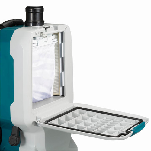 Makita 18Vx2 BRUSHLESS Backpack Vacuum Kit. 6L Tank Capacity - Includes 2 x 5.0Ah Batteries. Dual Port Rapid Charger