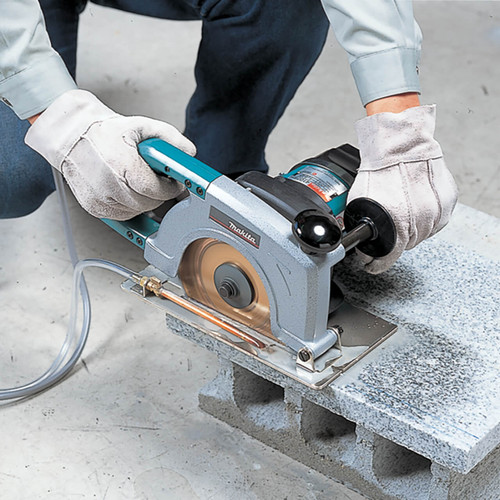Makita 180mm Wet Diamond Cutter. 1.400W