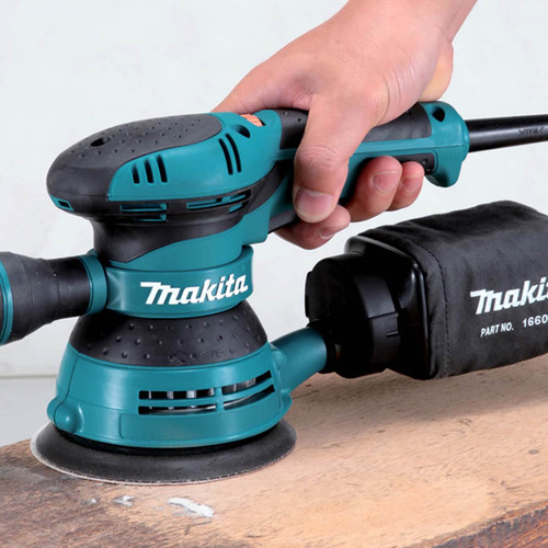 Makita 125mm (5”) Random Orbital Sander. 300W