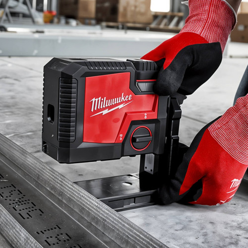 Milwaukee Redlithium USB Rechargeable 3 Point Laser Kit (1x 3.0Ah)