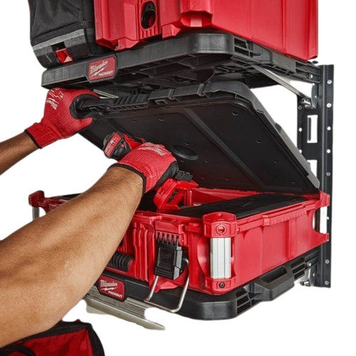 Milwaukee 2-Piece Vertical E-Track Rails for PACKOUT Racking Shelves