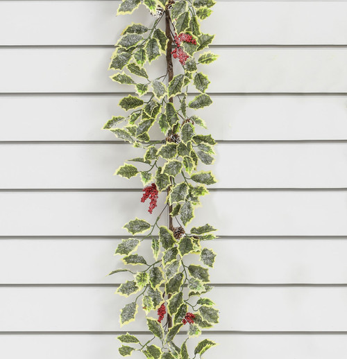 6ft Holly/Berry/Cone Garland Varie