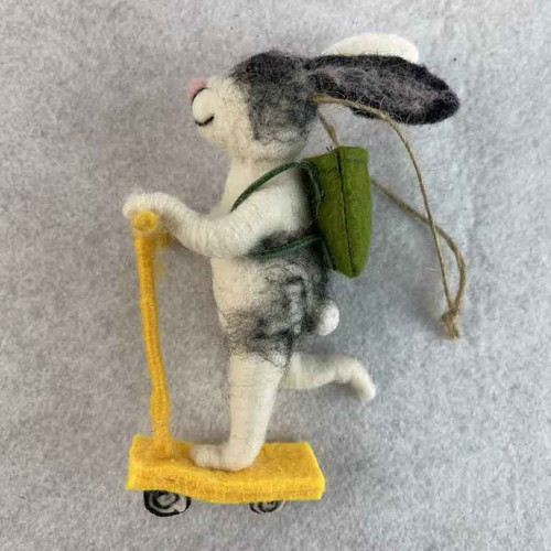 Felt Rabbit on a scooter 8x5x14.5cm
