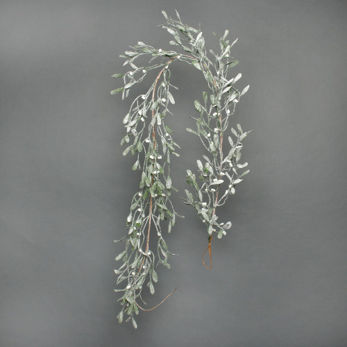 Misletoe frosted garland