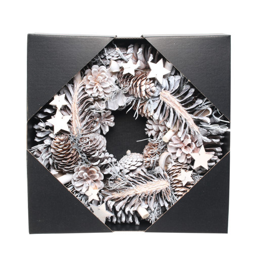 Woodland Snow Wreath w/Natural Stars (30cm)