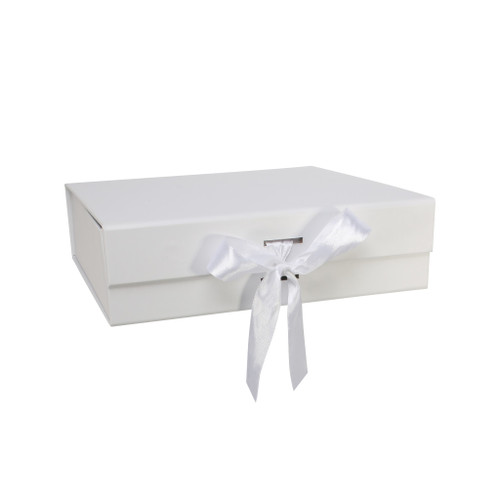 White Keepsake Box with Ribbon (22x22x6.5cm)