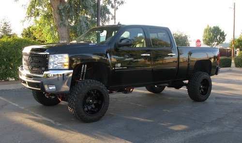 Chevrolet Silverado 2500HD 2011-2019 McGaughys  7"-9" Lift Kit