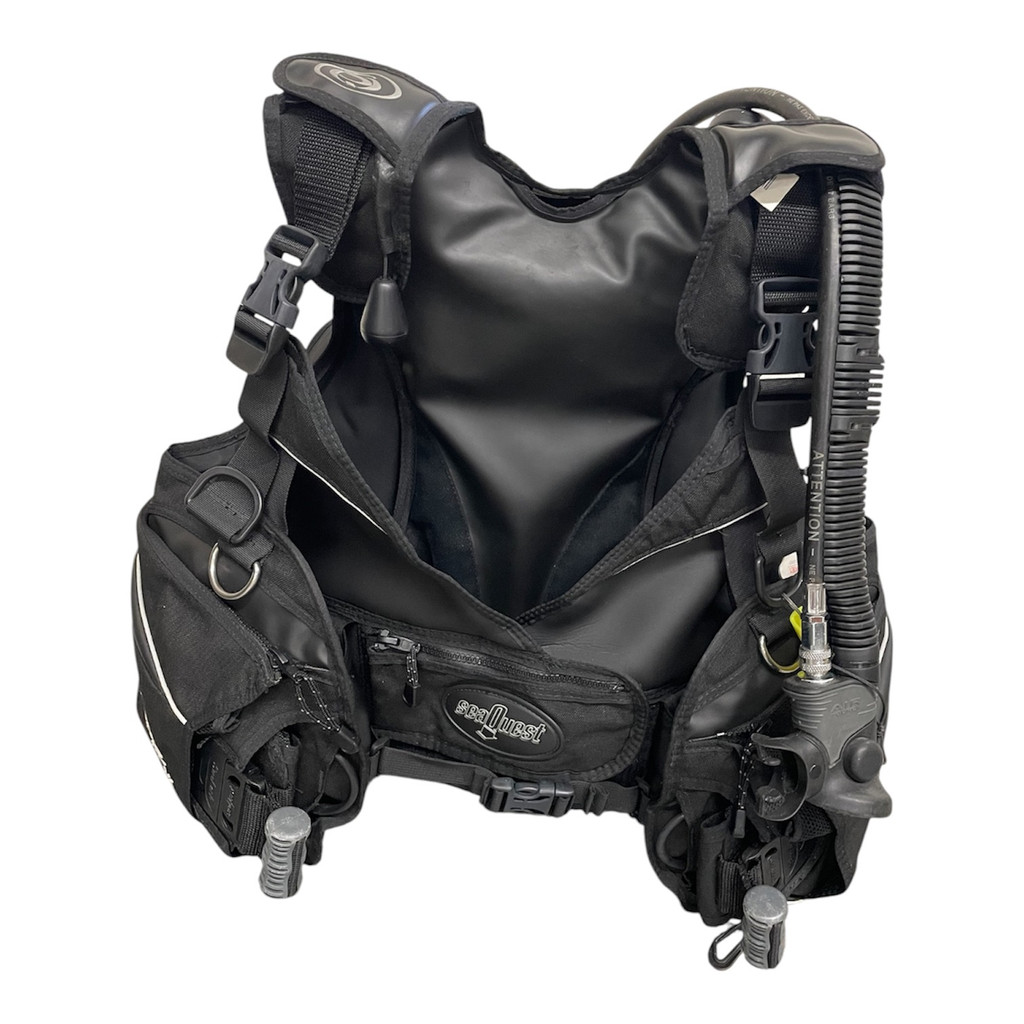 SeaQuest ML Scuba Diving BCD Buoyancy Compensator w/AirSource USED