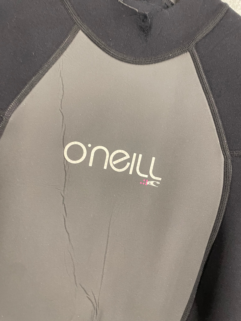 O'Neill Women's 2mm Shorty Scuba Diving Wetsuit (USED) 8