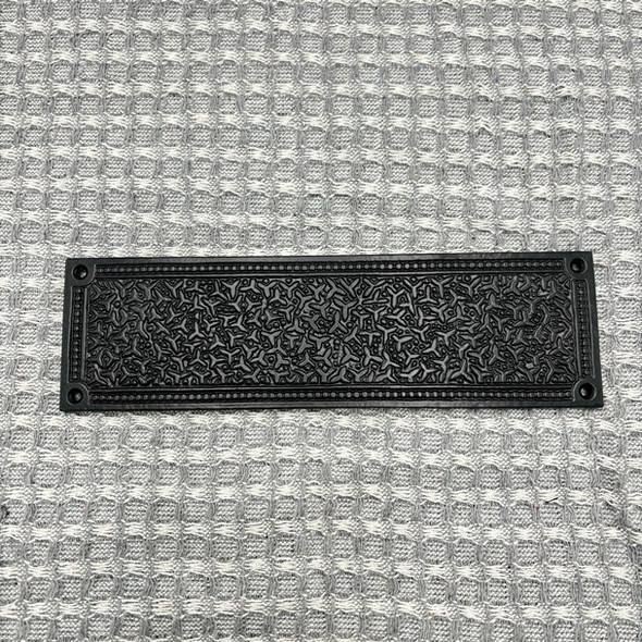 11431 PATTERN DESIGN METAL PLAQUE AS-3058 25x8x1cm