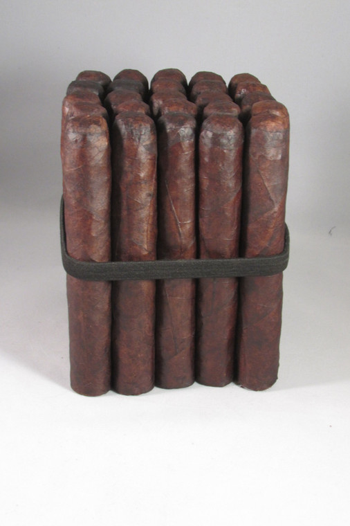 MCB Made in Miami 5x50 Robusto Maduro Full Body