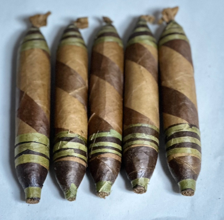 MInI Green Barber Figurado