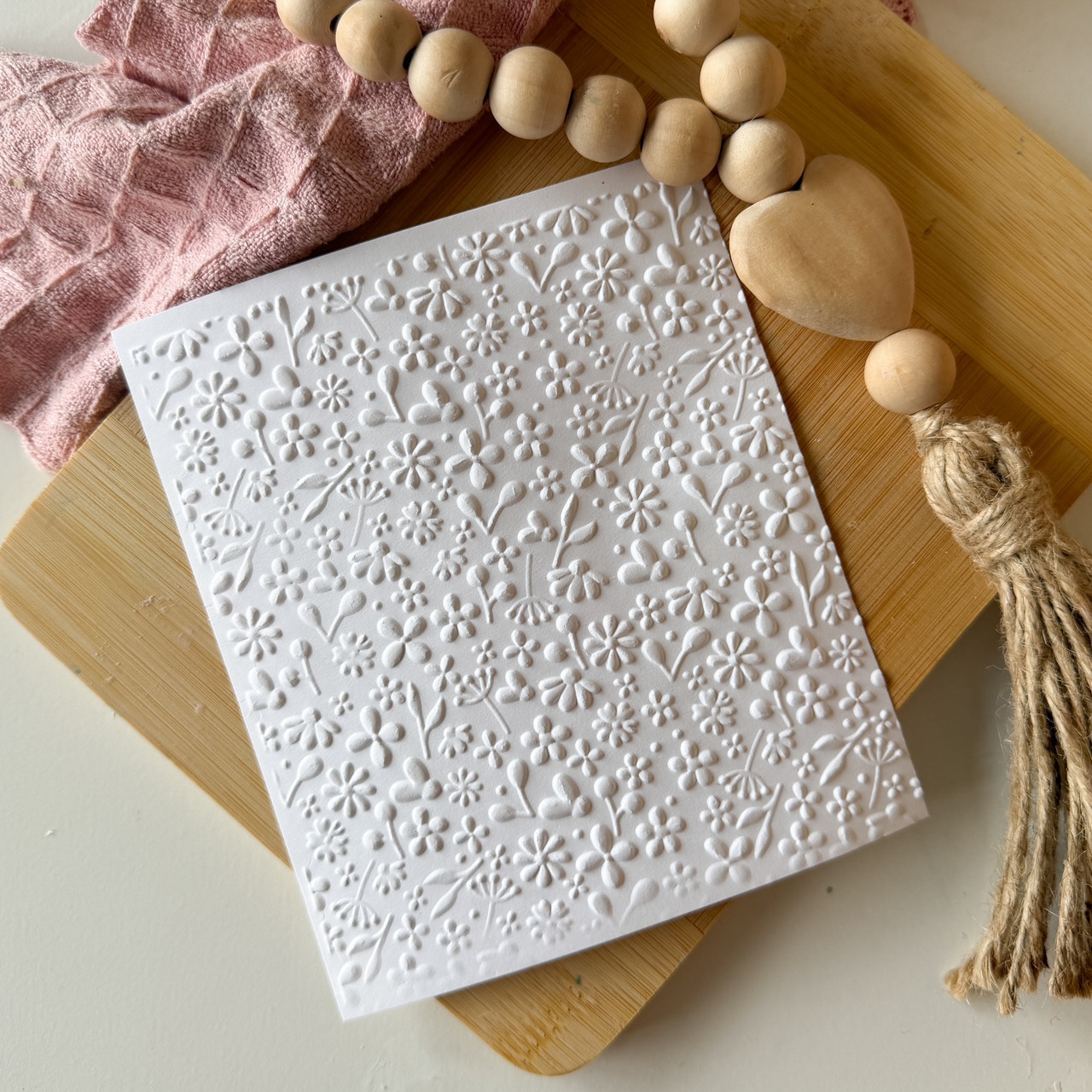 Flowers Small Texture Parchment paper - TP230 - Christines Molds