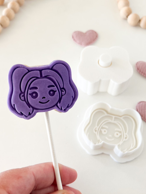 Mira K pop demon Hunters  Cake Pop mold Plunger with Fondant stamp 