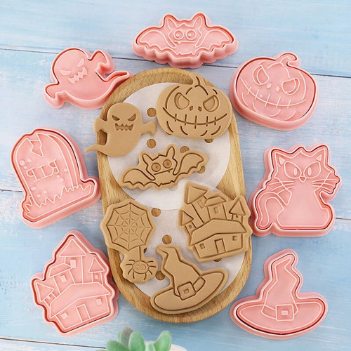 8Pcs Cookie Making Molds DIY Biscuit Molds St. Patrick's Day Biscuit  Supplies 