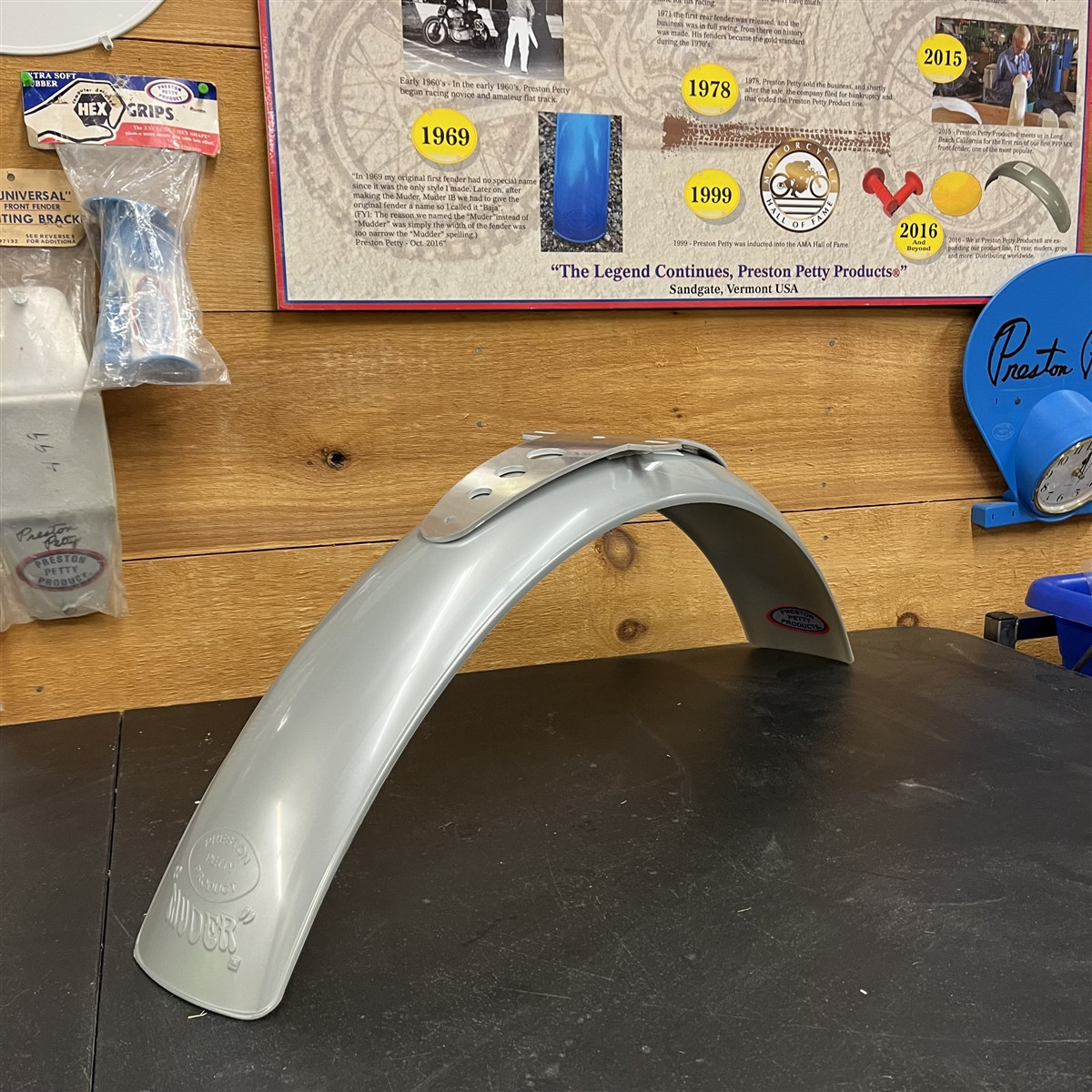 Front fender stay