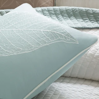 Thumbnail 18: Madison Park Madison Park Caelie Blue 6-pc. Coverlet Set 