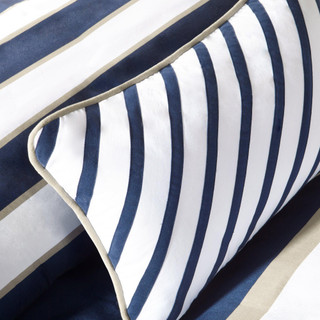 Thumbnail 5: NAVY