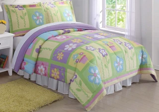 Thumbnail 1: My World My World Kids Sweet Helena Comforter Set 