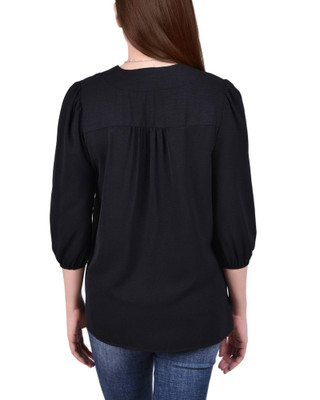 Thumbnail 2: BLACK