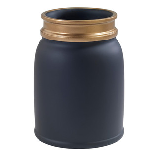 Thumbnail 1: BLACK