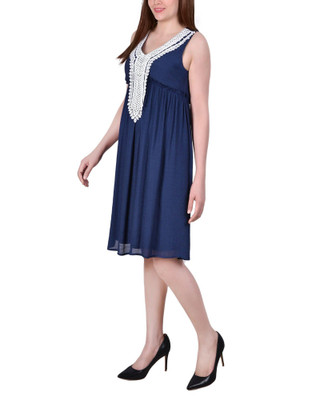 Thumbnail 3: NAVY